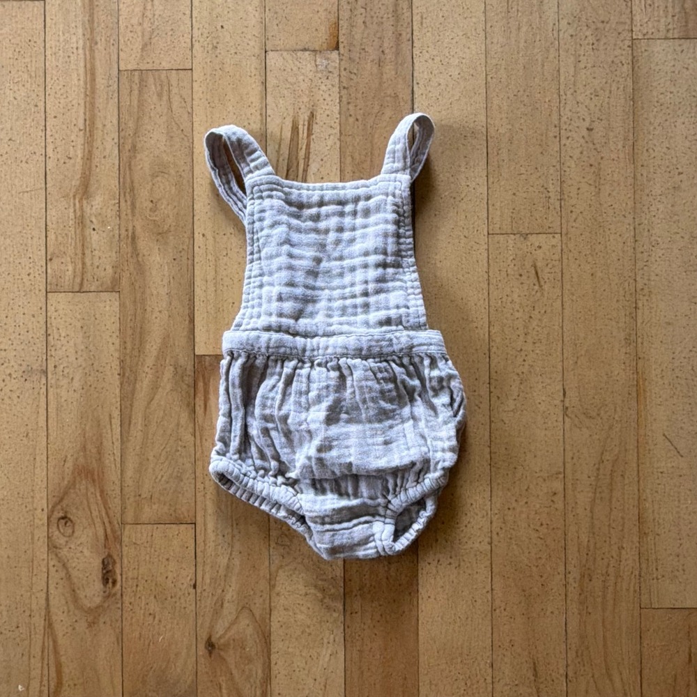 Jamie Kay Muslin Romper Light Gray Double Gauze Sunsuit 3-6M